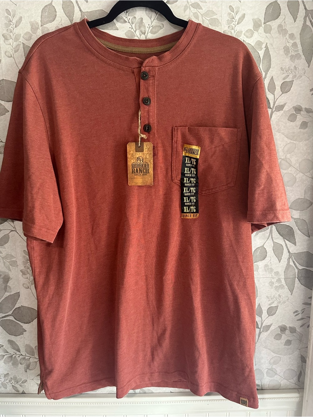 RedHead Men's Short-Sleeve Henley Shirt - Rust Red
